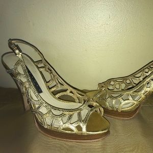 Laundry Shelli Segal Laundry Gold Slingback Open Toe Heeled Shoes